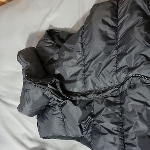 Old Navy Puffer Vest Black